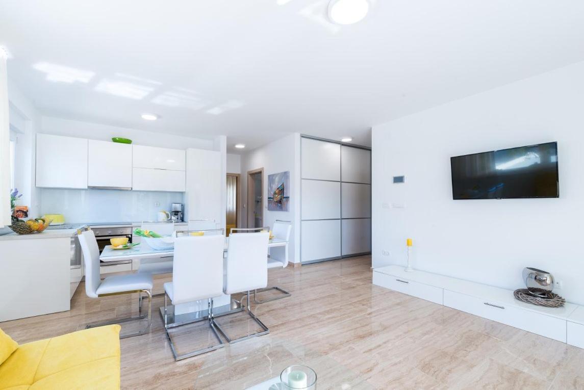 Apartmann Vir Esterno foto