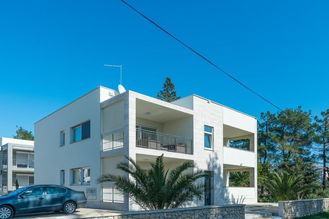 Apartmann Vir Esterno foto