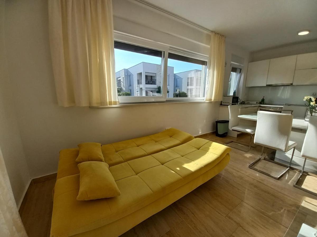Apartmann Vir Esterno foto